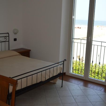 Residenza Villa Margherita Rimini Eksteriør bilde