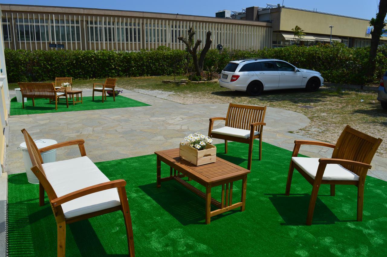 Residenza Villa Margherita Rimini Eksteriør bilde