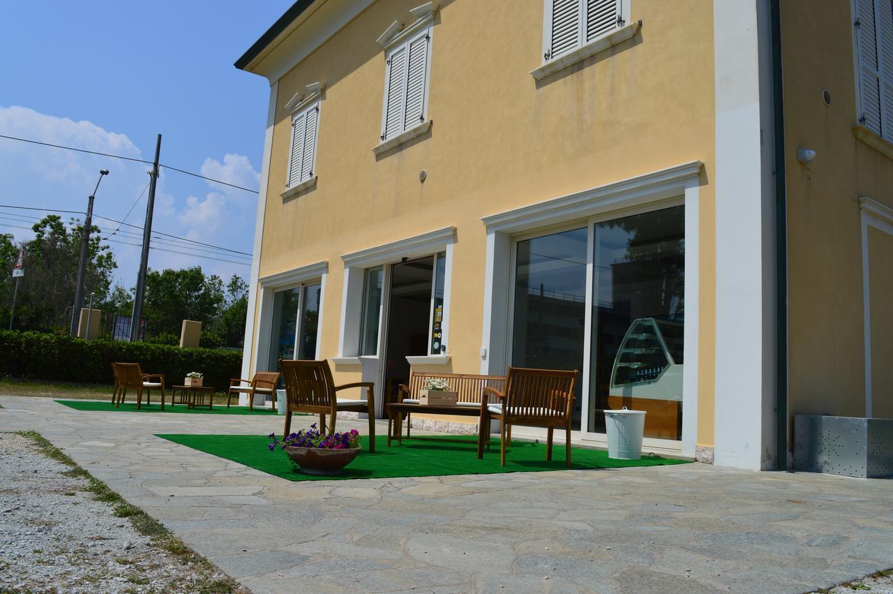 Residenza Villa Margherita Rimini Eksteriør bilde