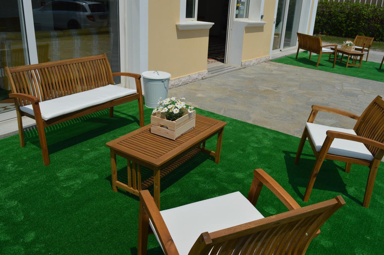Residenza Villa Margherita Rimini Eksteriør bilde